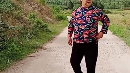 年轻人五一流行起“捡搭子”旅游